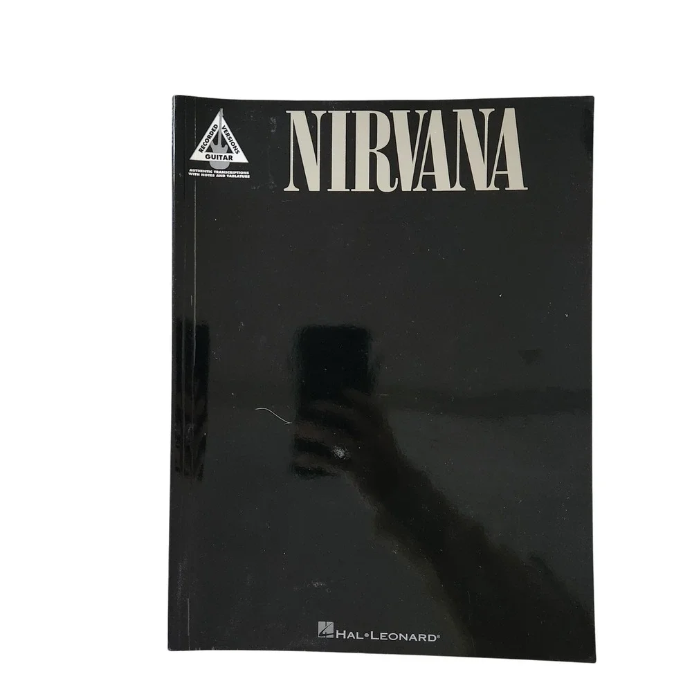 Nirvana‎ Authentic Guitar Tablature Songbook Sheet Music Hal Leonard